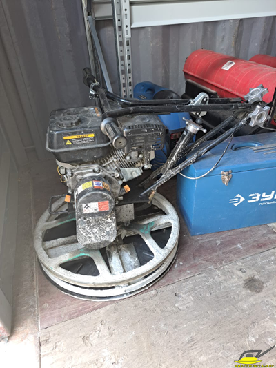 Аренда затирочной машины по бетону (вертолет) GIKS PT600D