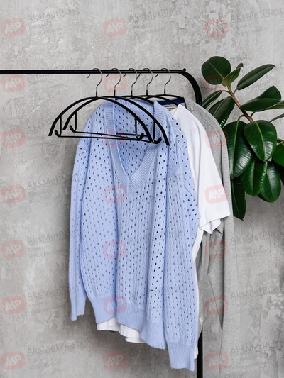 AM420B Вешалка металлическая прорезиненная с перекладиной и крючками цвет: черный