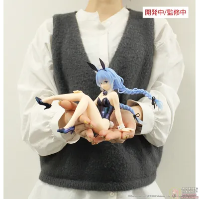 Фигурка Рокси Мигурдия (Roxy Migurdia Bunny, Henkou Color Ver. One-Seventh Carat)