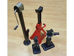 Домкраты механические, подставки под автомобиль