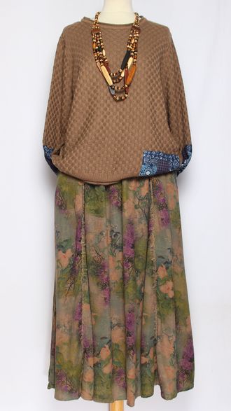 Джемпер ХЛОПОК "ГОЛУБЫЕ НАШИВКИ" бежевый, трава, шоколад до р.50