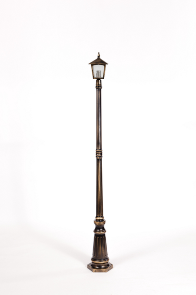 Светильники садово-парковые Praga