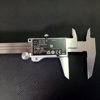 Штангенциркуль 150 мм 0.01 электронный  Digital ABS CoolantProof IP67 Mitutoyo 500-702-20