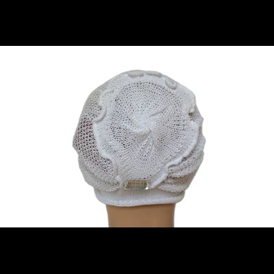 Шапка Vizio 4810 C белая летняя