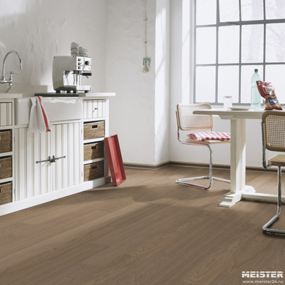 Паркетная доска Meister PS 300 Residence Дуб гармония Жемчужный 8816 в интерьере