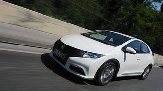 Автомобильные чехлы Honda Civic Hb с 2012 -2016 г.в.