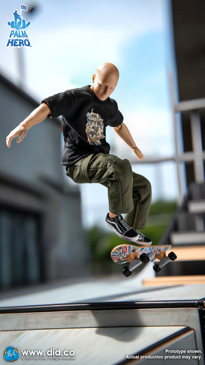 Скейтер - Коллекционная фигурка 1/12 SCALE Palm Hero Simply Fun Series  The Skateboarder (SF80004) - DID