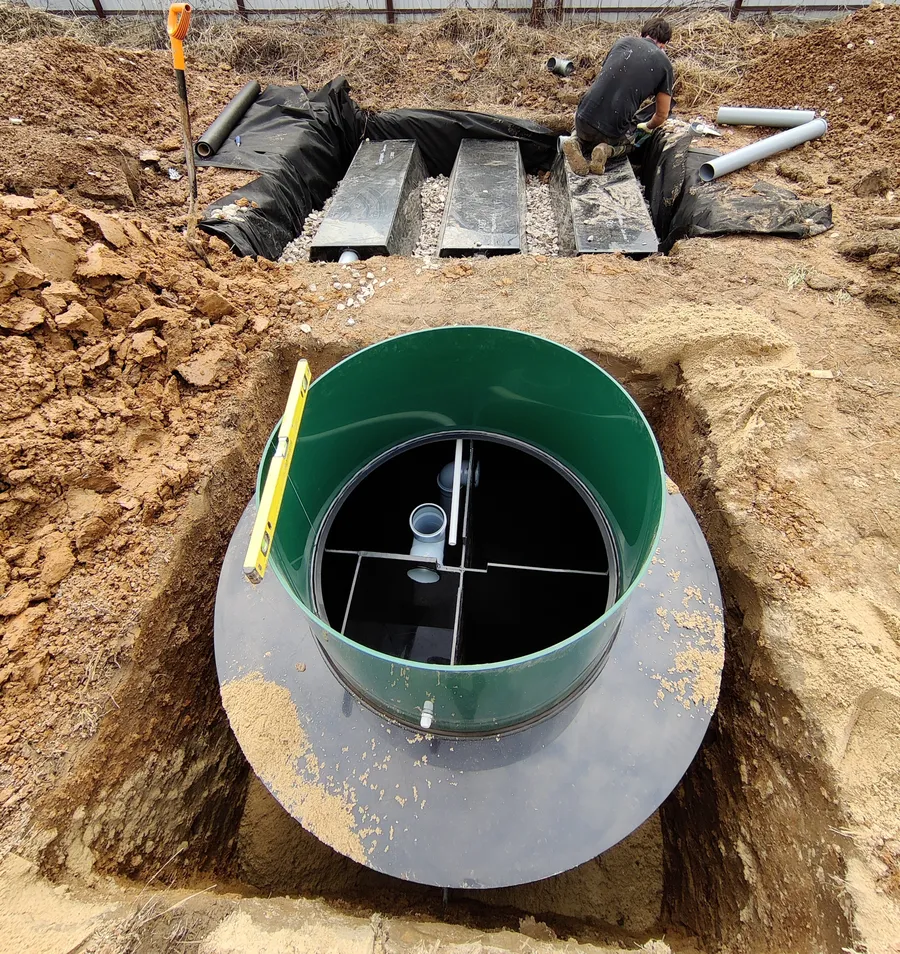 Септик Евролос Био 5 + устанавливаем на песчаную подушку по уровню