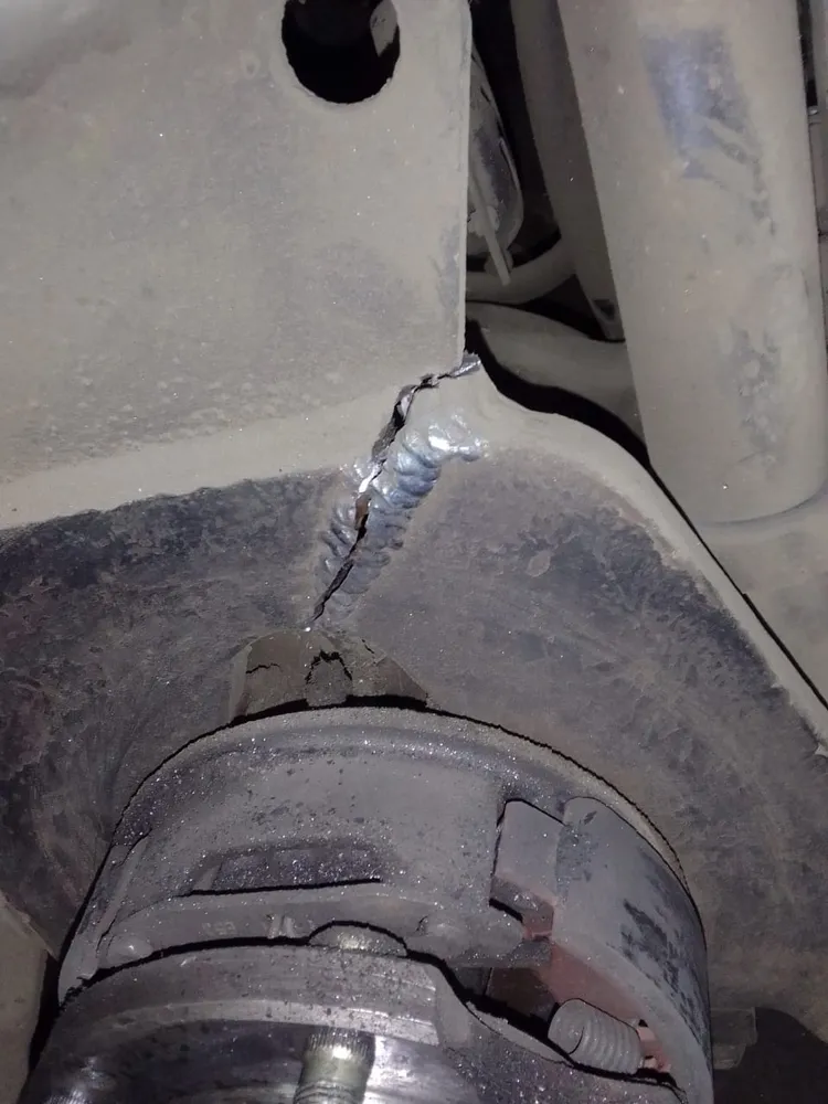 Сварка рамы погрузчика