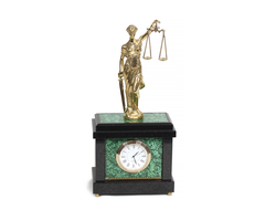 Часы интерьерные "Фемида" из малахита и долерита