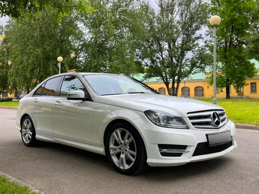 Аренда авто Сочи - Прокат авто Адлер - Автопрокат Сириус - Аренда авто ...