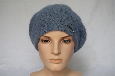 Вязаный берет голубого цвета для женщин фото итальянских женских беретов