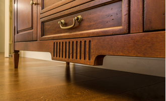 Тумба под ТВ с 2 ящиками и 2 боковыми дверьми.