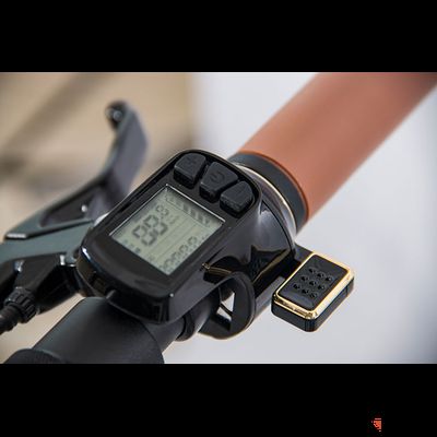 Электросамокат KUGOO ES3 красный + Гидроизоляция