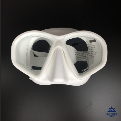 Маска для дайвинга с трубкой Комплект Sea Wolf белый силикон