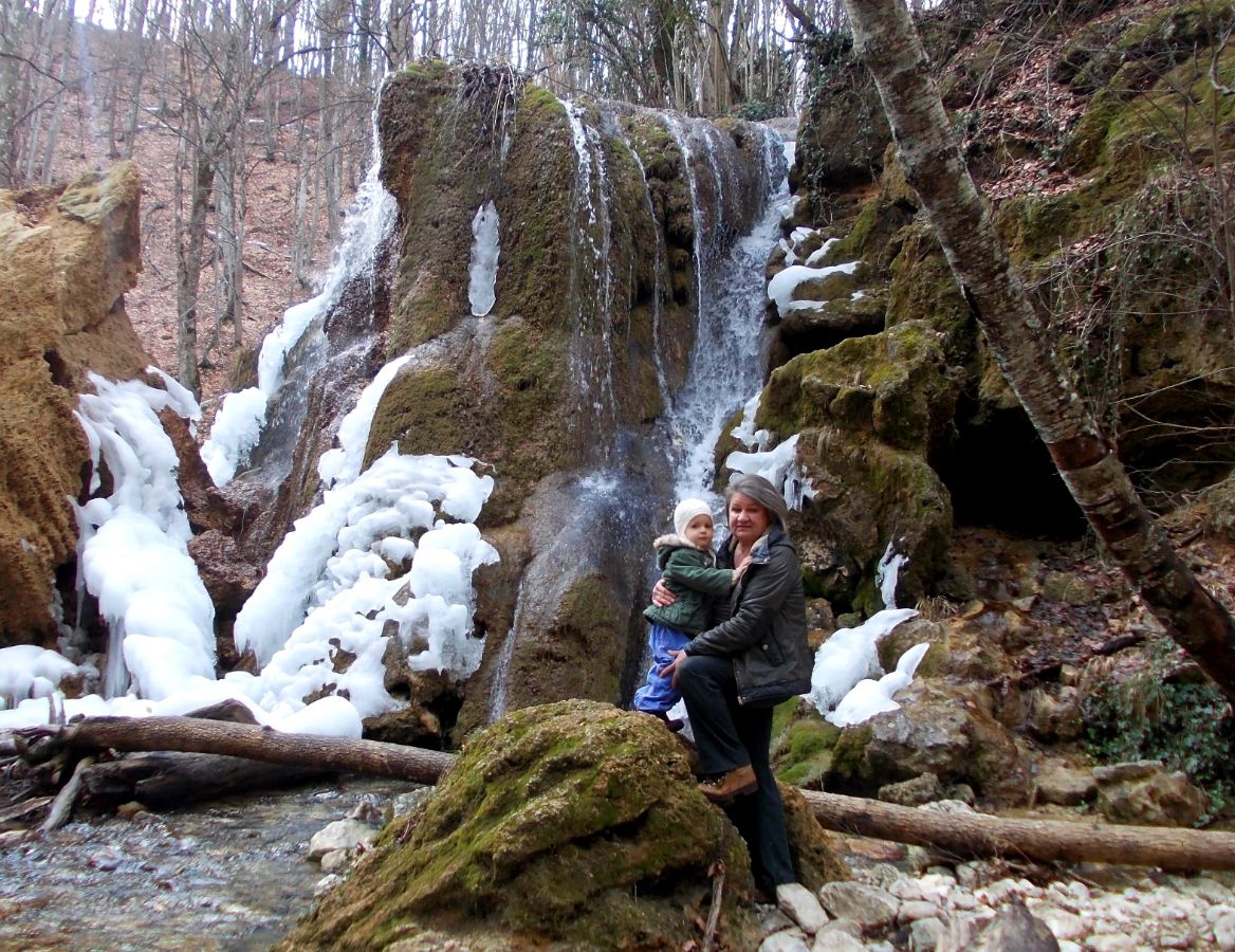 Водопад Серебряный в марте