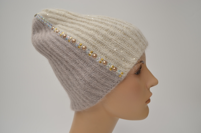 Двухцветная шапка Италия зимняя для женщин 50 лет