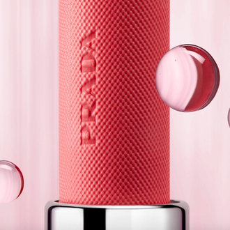 Prada Light Glowing Lip Oil Stick - Увлажняющее масло-стик для губ