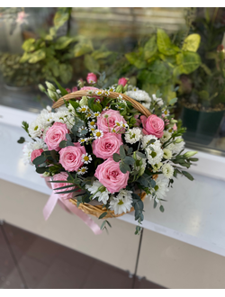 Композиция в корзинке