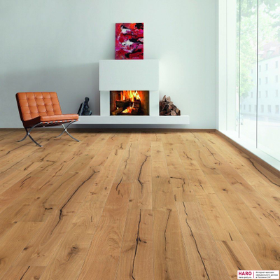 Декор паркетной доски Haro Дуб Алабама 537552 Браш в интерьере гостиной