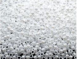 Toho 15/0 0121 Opaque-Lustered White