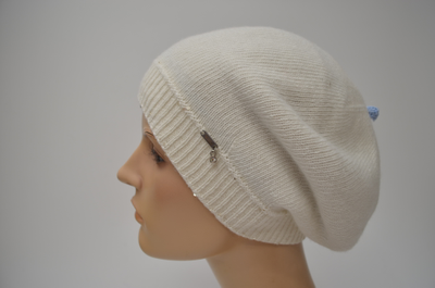 Vizio берет 1674 белый