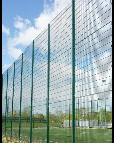 Высокие ограждения