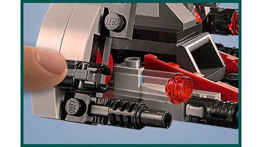 Бортовые Бластеры Спидера из Набора LEGO # 75226 выстреливают Зарядами при нажатии на спусковой рычажок.