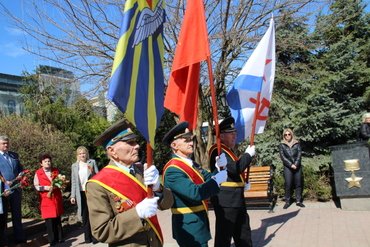 Сквер Славы 11.04.2022