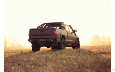 Пороги силовые BMS ALFA для Tayota Tundra Double Cab 2007-2021 (2 шт.)