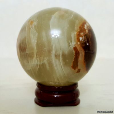 Шар из мраморного оникса. Около 51мм.