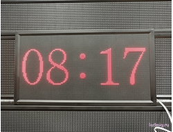 Электронные часы с температурным датчиком