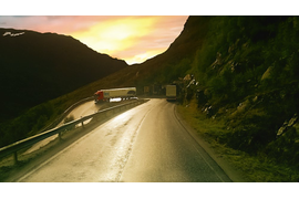 Автомобильные перевозки грузов массой до 27 тонн в тентованных