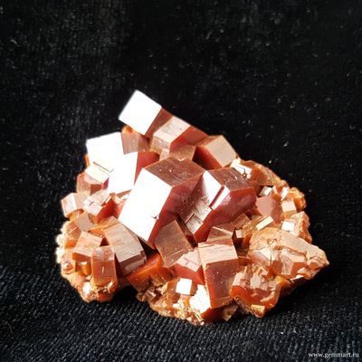 Ванадинит. Марокко. 41*33*15мм