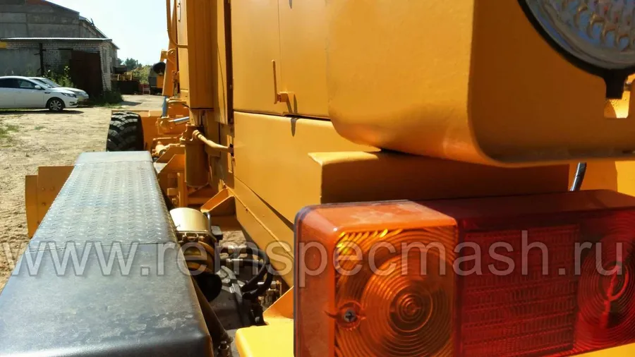 Автогрейдер ДЗ-180 после полного капремонта