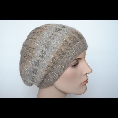 Ореховый женский берет из мохера и альпака Vizio Италия 6916