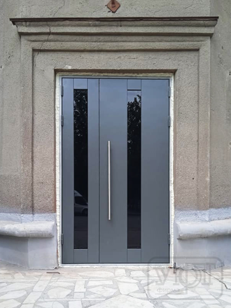№30/1. Входная дверь "Авангард" 1,5-створчатая. Профильная конструкция со стеклопакетом