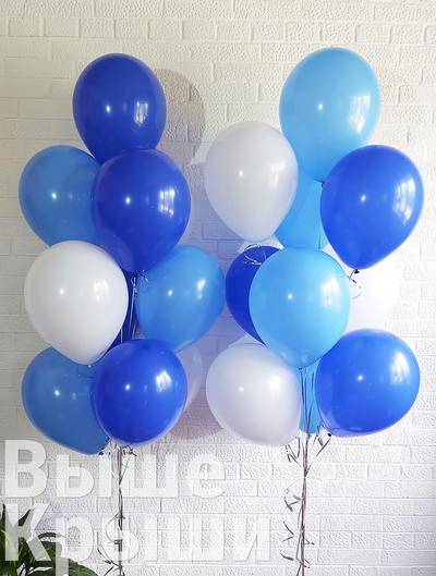 Воздушный шар синий пастель в сочетании с голубым и белым