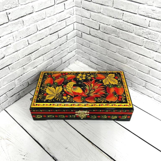 Шкатулка для денег Птица с клубникой 180х100 мм деревянная с росписью Хохлома