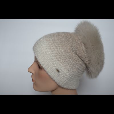 Стильная шапка вязаная с мехом Vizio Италия 6711 TP белая с бежевым