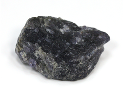 Иолит (Кордиерит)