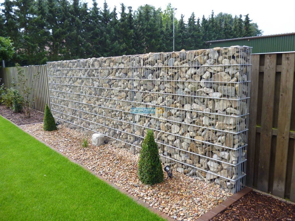 красивые уличные ворота из камней - производство въездных систем