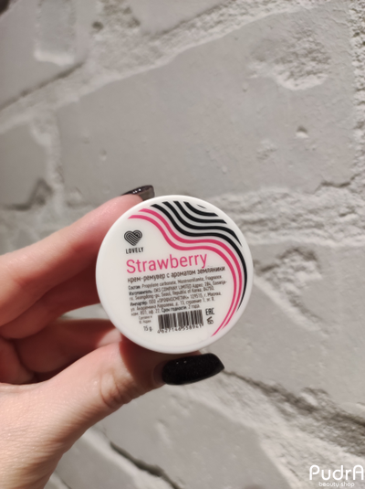 Lovely Крем ремувер для снятия ресниц Strawberry с ароматом земляники, 15 г