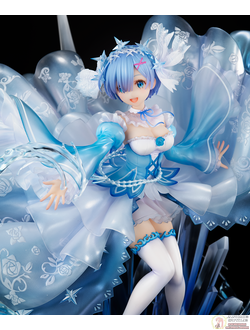 Фигурка 1/7 Рем (Rem Crystal Dress Ver.)