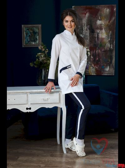 Халат белый с синим кантом IvaMed