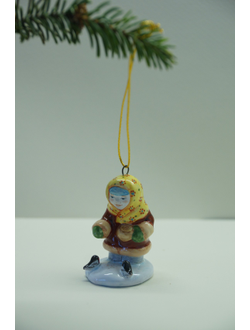 Девочка и птички - зимние забавы