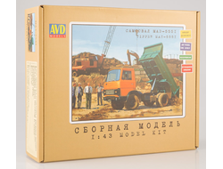 Сборная модель: (AVD Models 1166KIT) Cамосвал МАЗ-5551 (ранний)