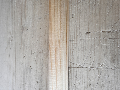 Угол деревянный 20х20 мм (3 метра)