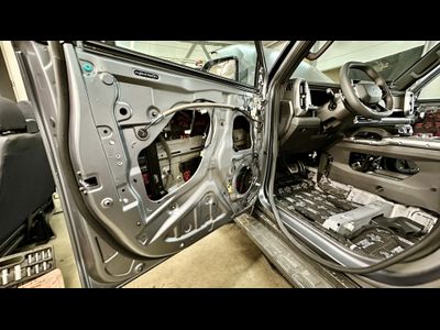 Шумоизоляция Jetour T2