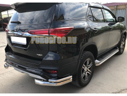 Защита заднего бампера двойная угловая d76/42 для Toyota Fortuner (2018-...)